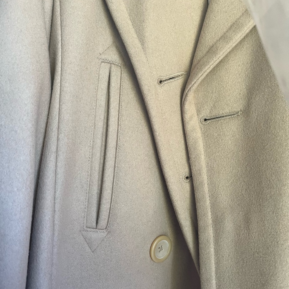 Excellent Condition Camel-Colored Winter Coat - image 4